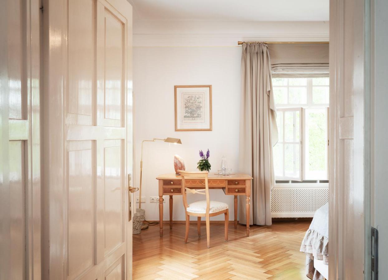 Biohotel Schlossgut Oberambach Kültér fotó