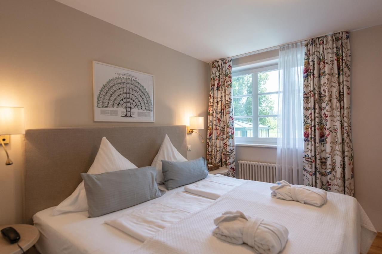 Biohotel Schlossgut Oberambach Kültér fotó