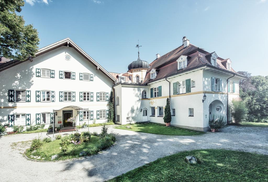 Biohotel Schlossgut Oberambach Kültér fotó