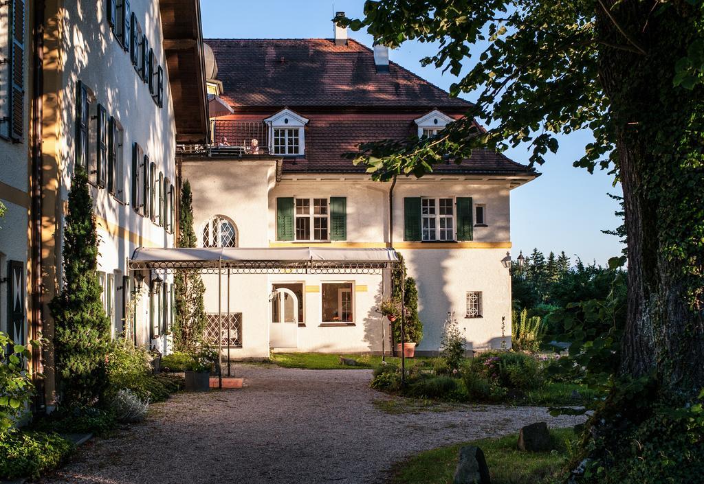 Biohotel Schlossgut Oberambach Kültér fotó