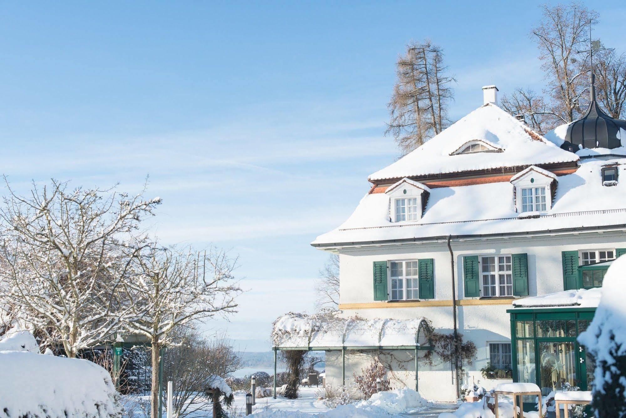 Biohotel Schlossgut Oberambach Kültér fotó