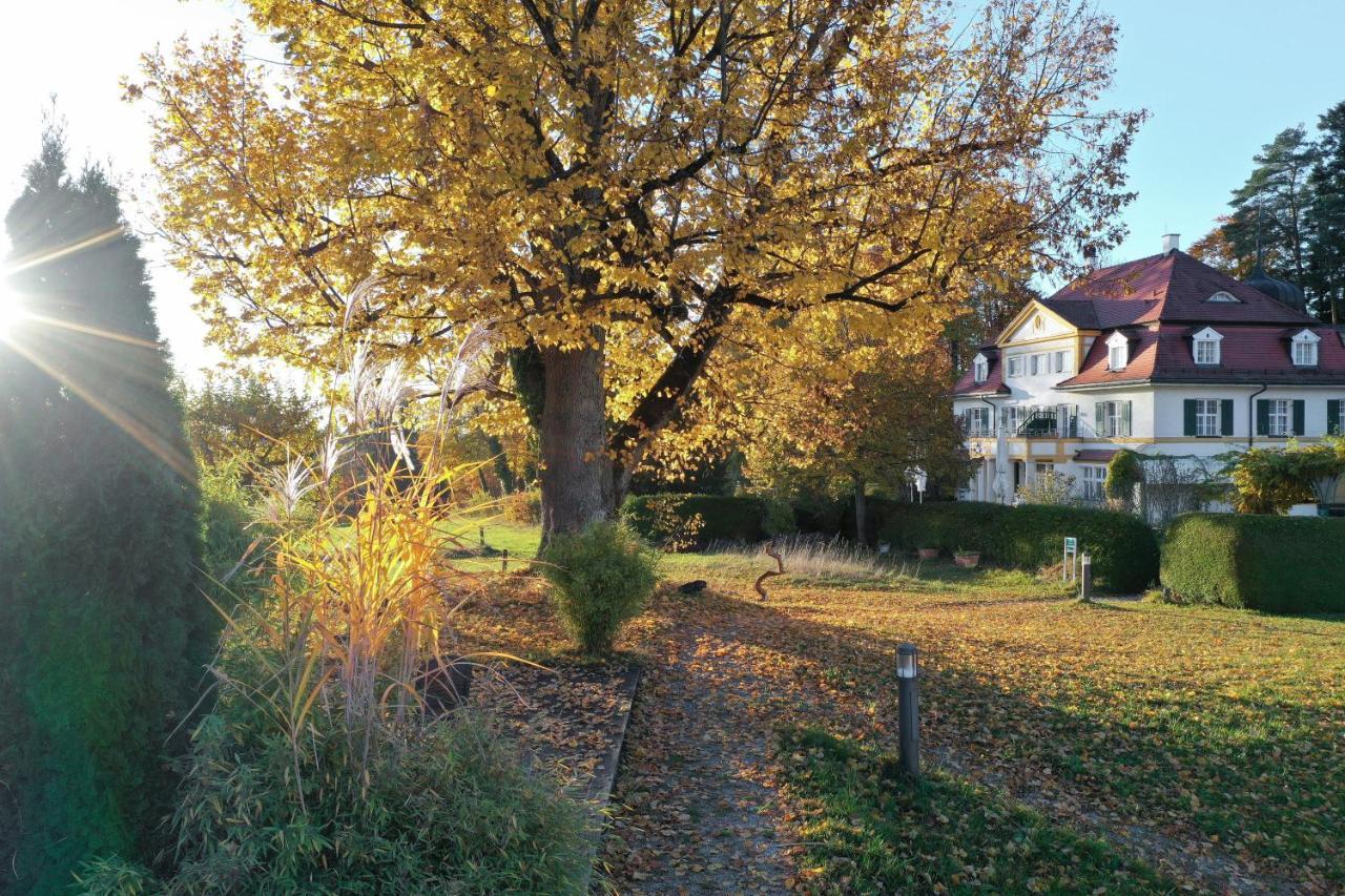 Biohotel Schlossgut Oberambach Kültér fotó